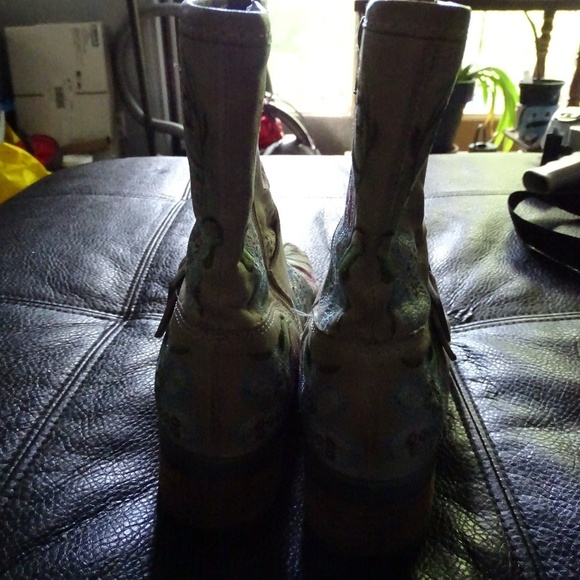 BRAKO GIRLS SHORT  FLORAL COWBOY BOOTS - Picture 4 of 5